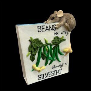 Vintage Figurine Silvestri Charming Tails  Mouse Garden Decor Gift Growing Beans